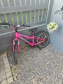 Girls bike