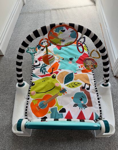 Fisher-Price Baby Activity Mat Glow and Grow Kick & Play Piano Gym