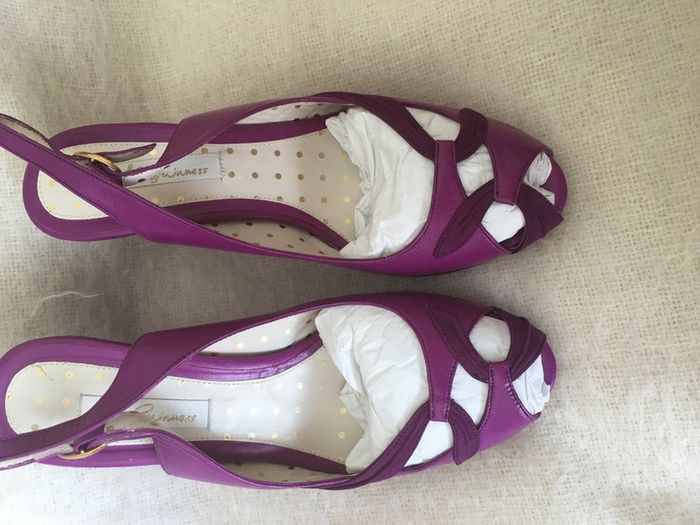 WEDGES - (NEW) Lulu Guinness Raphaella Wedge Sandals. Size 5