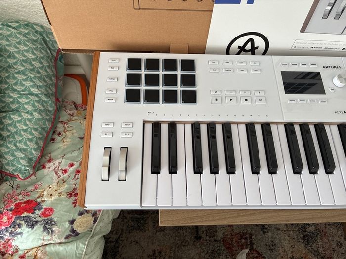 Arturia Keylab 49 Mk3 Midi Keyboard Controller