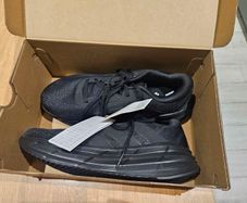 Adidas Galaxy size 7 Runners