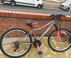 Girls/woman bike