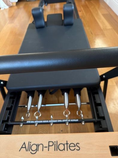 Pilates reformer machine