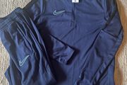 boys Nike Tracksuit