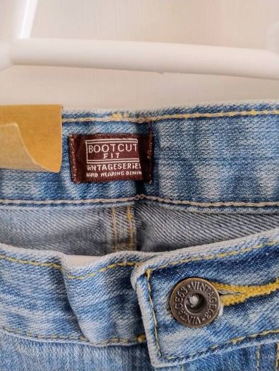 Dunnes vintage series cotton jeans 36 waist and 32 leg in excellent condition and new with tags FREE STANDARD POSTAGE INCLUDED