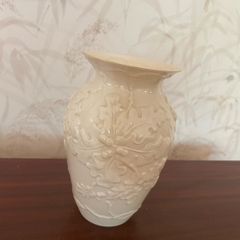 Belleek ivory porcelain vase