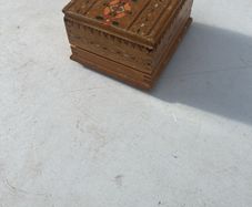Inlayed cigarette serving box/ storage box