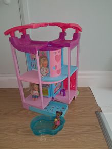 Chelsea doll house
