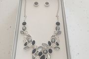 Boxed Necklace &amp; Earrings Set  New
