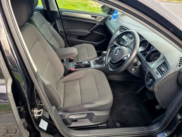 VW Golf 1.2 TSI  JAN 28 NCT - Automatic - Low km