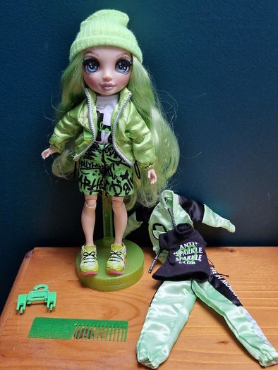 2 Rainbow High Shadow High Doll Bundle