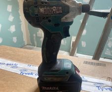 makita impact with battery