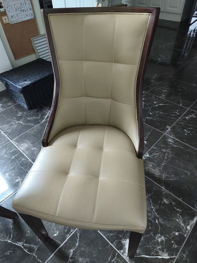 Dining Table with 6 chairs