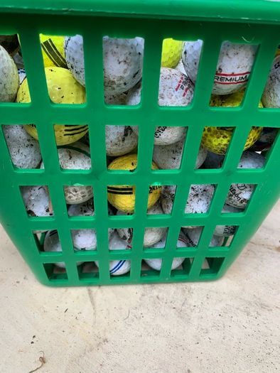 100 Random branded golf balls (mainly practice)