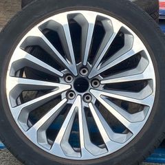 Audi Etron Q7 21 in alloy wheel
