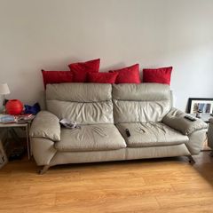 Leather 3-Seater 2-Seater Sofas FREE to Collect