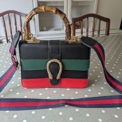 Ladies handbag
