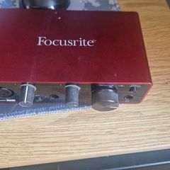 Focusrite Scarlett Solo -- USB Audio Interface -- Good Condition