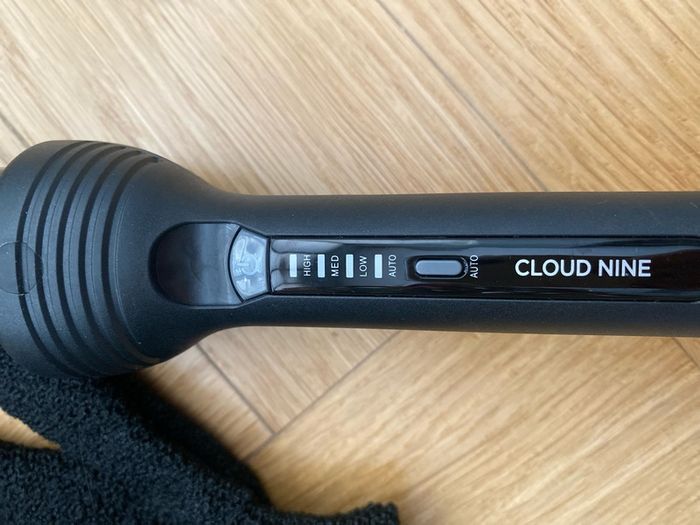 Cloud Nine Waving Wand