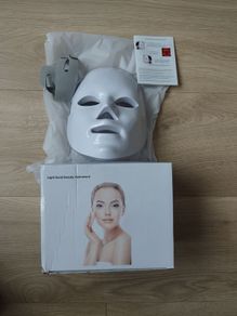 Face Mask with 7 Colours, Wireless Red Light Mask, Rechargeable for Skin Care, Home, On the Go