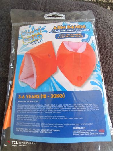 NEW.kids arm bands. Age 3/6