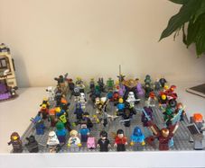 Huge Lego bundle. 50+ mini figures, Technic, Harry Potter, Star Wars, Ninjago, Minecraft and more.
