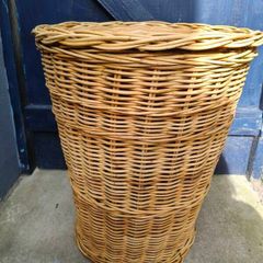 Large wicker Basket and Lid