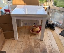 White High Gloss Extending Kitchen Table (80cm to 160cm)