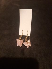 pink butterfly earrings