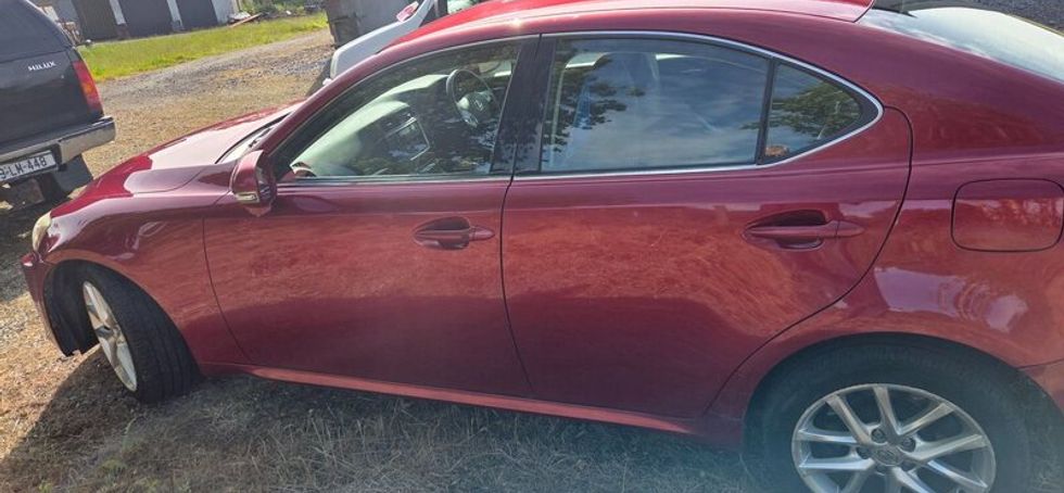 Lexus IS 2012