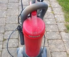 hoover upright vacuum cleaner.