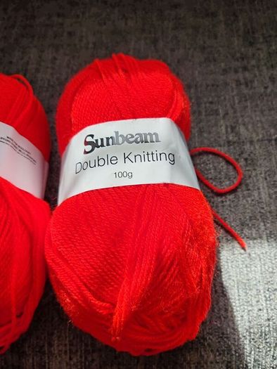Sunbeam double knit yarn