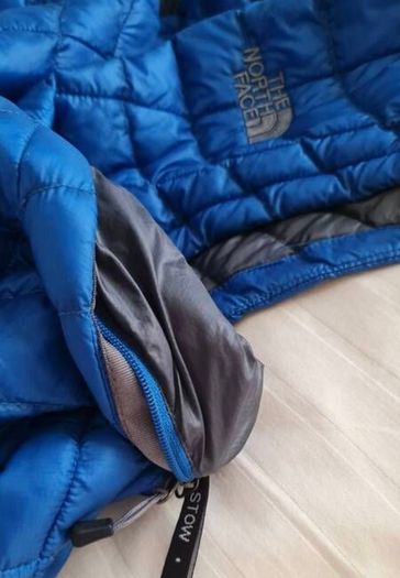 Mens gillet, blue, North Face, size US medium. Aisa L