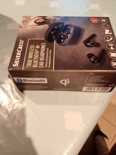 Bluetooth headphones
