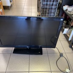 37 inches LG TV