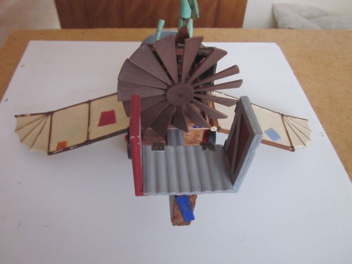 Chicken Run Rocky's Flying Machine Action Figure