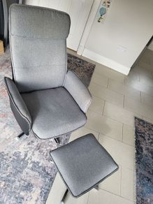 chair with feet rest