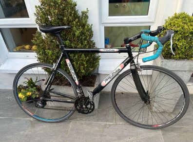Road bike