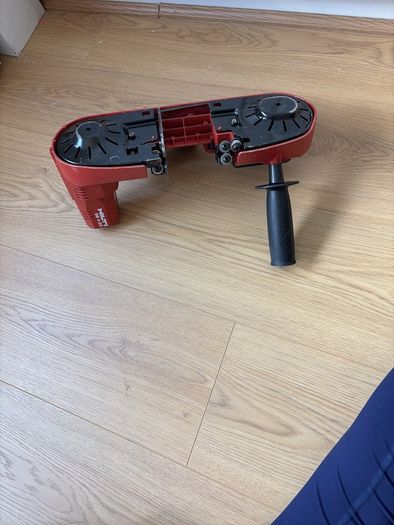 Hilti Portable Band Saw