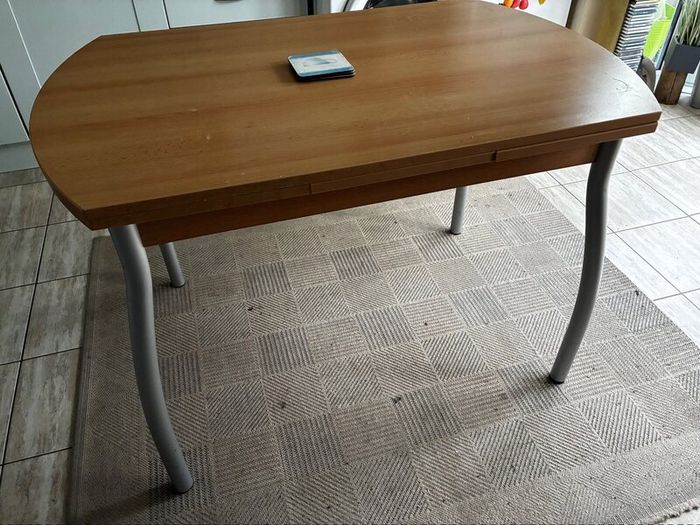 Kitchen table - tip-top condition