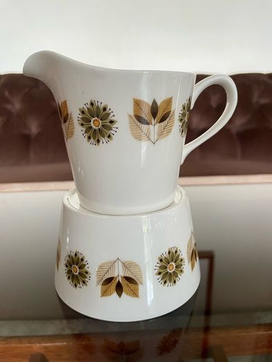Colclough Bone China Ridgeway Pottery milk Jug and Sugar Bowl