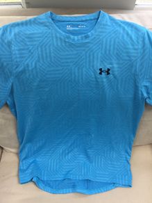 Under armour medium blue mens top