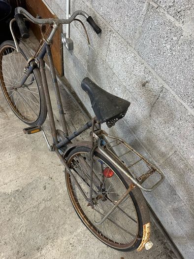 Vintage Ladies Bike