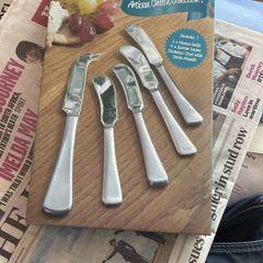 Dema 5-piece Stainless Steel Cheese Knife and Butter Spreader