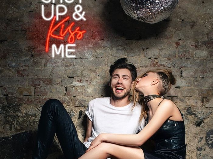 Shut UP and Kiss Me Neon Sign White Red LED Neon Light USB Powered Letter Neon Sign Decorative Words Wall Neon Sign for Bedroom Bar Party Valentine's Day (FREE POSTAGE)