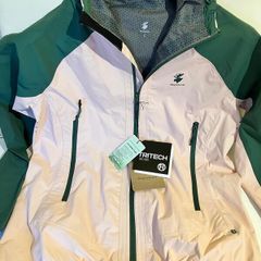 Women's Light Outdoor Jacket (NEW)