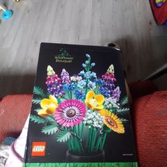 LEGO wildflower bouquet