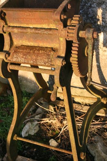 Antique Oil Cake Mill - Thompson Brothers  Vexford Antique Milling Machine