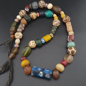 Vintage Mix Asian African Pumtek & Glass Beads Necklace