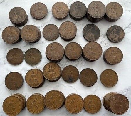 British Pre-Decimal Pennies x 182. 2 for 1 euro. 80 euro the lot. Dates listed below
